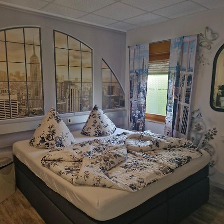 Хостел Boardinghouse Sinsheim Zentral Am Burgplatz Экстерьер фото